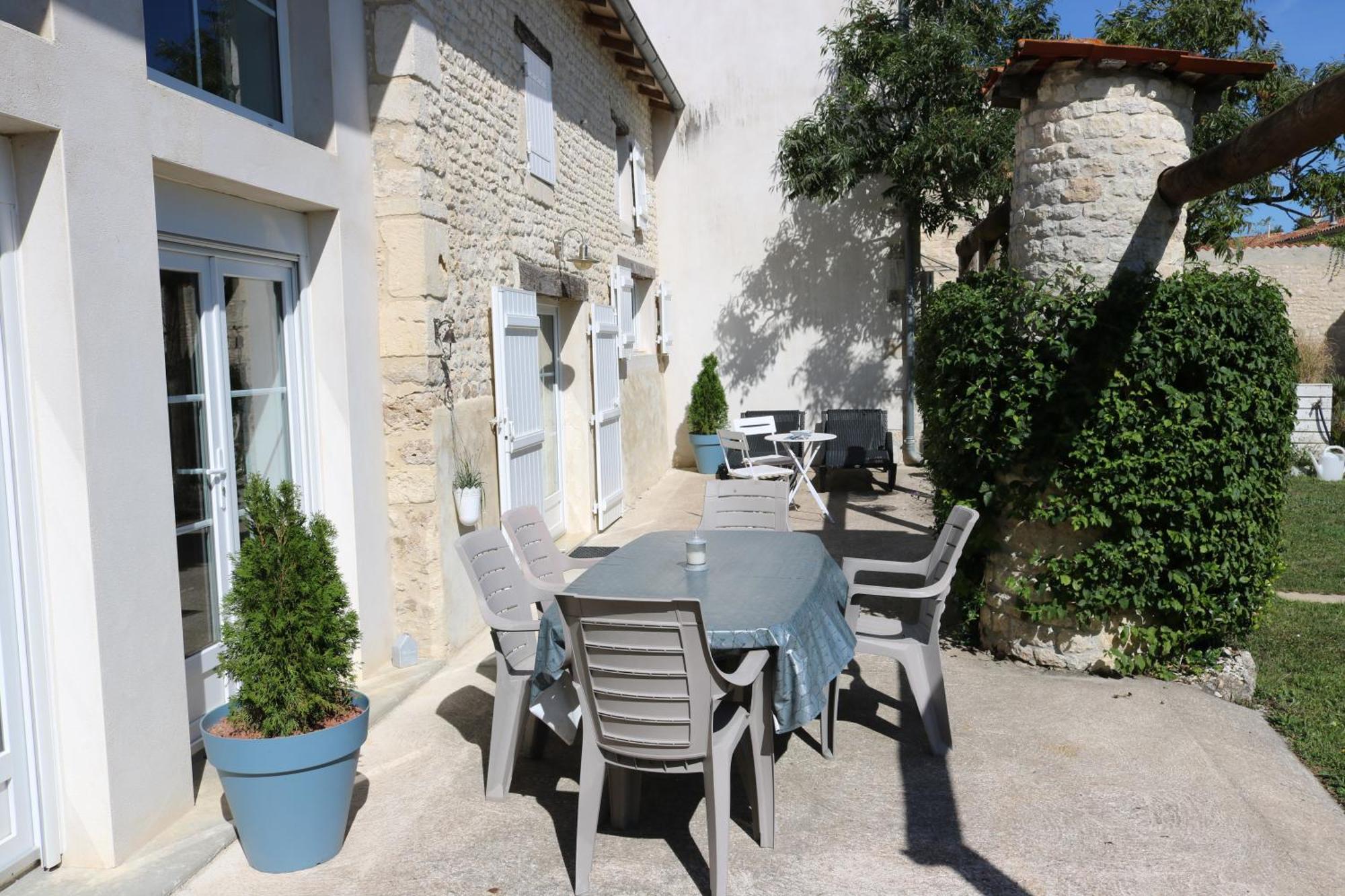 Gite De Charme Dans Ancienne Seigneurie Le Pin-Saint-Denis Exterior photo