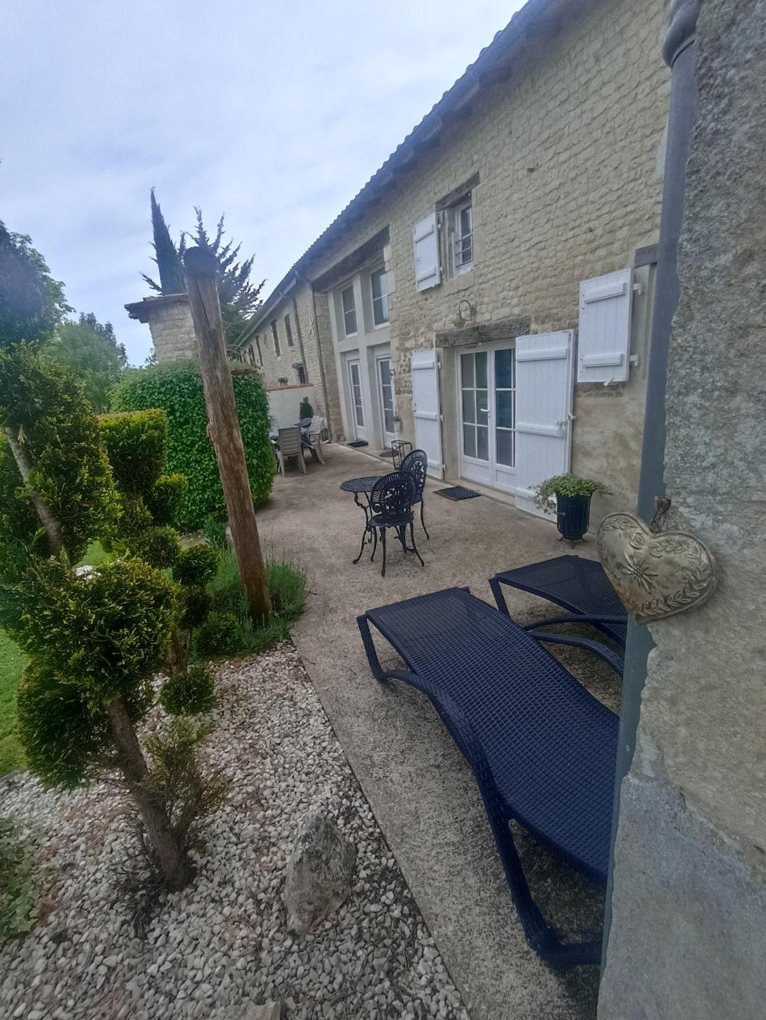 Gite De Charme Dans Ancienne Seigneurie Le Pin-Saint-Denis Exterior photo